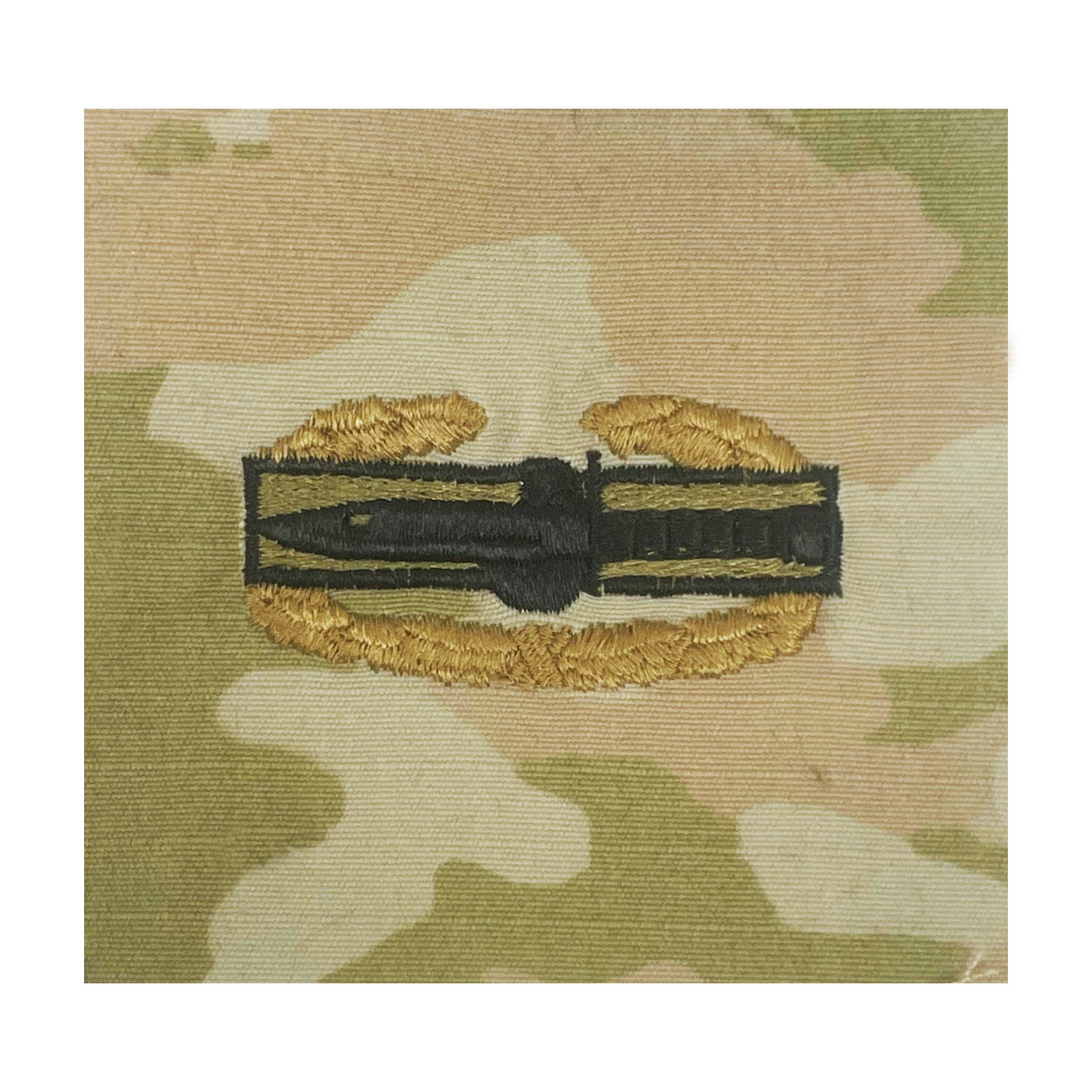 Master Combat C.A.B. COMBAT ACTION 1AWD Gold wreath OCP sew on - Insignia Depot